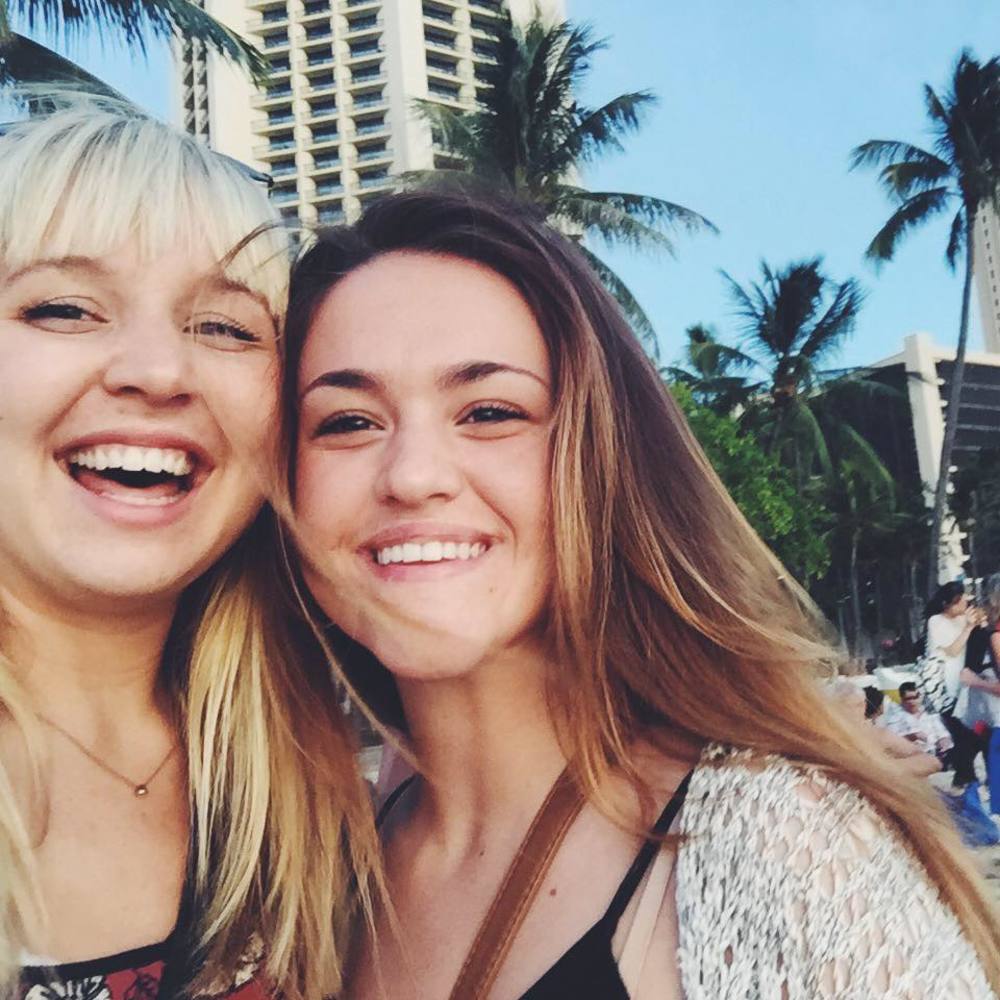 Meet your Posher, Holly